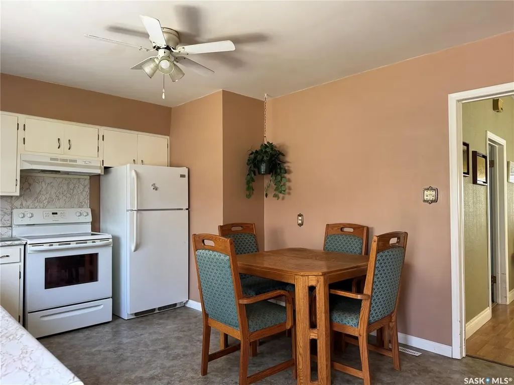 210 2nd Street W Wynyard SK S0A 4T0