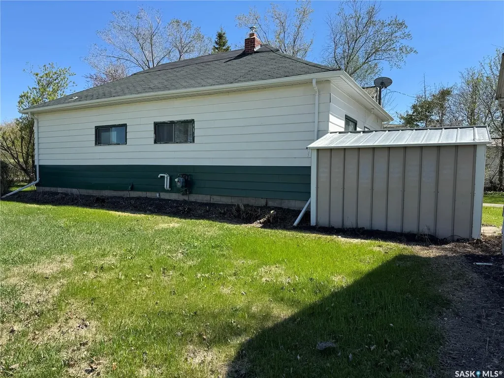 210 2nd Street W Wynyard SK S0A 4T0