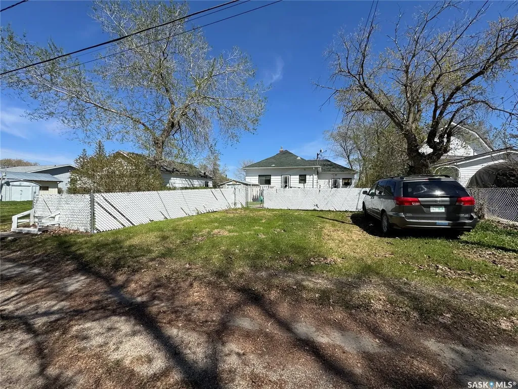 210 2nd Street W Wynyard SK S0A 4T0