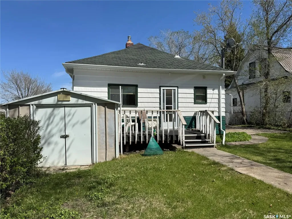 210 2nd Street W Wynyard SK S0A 4T0