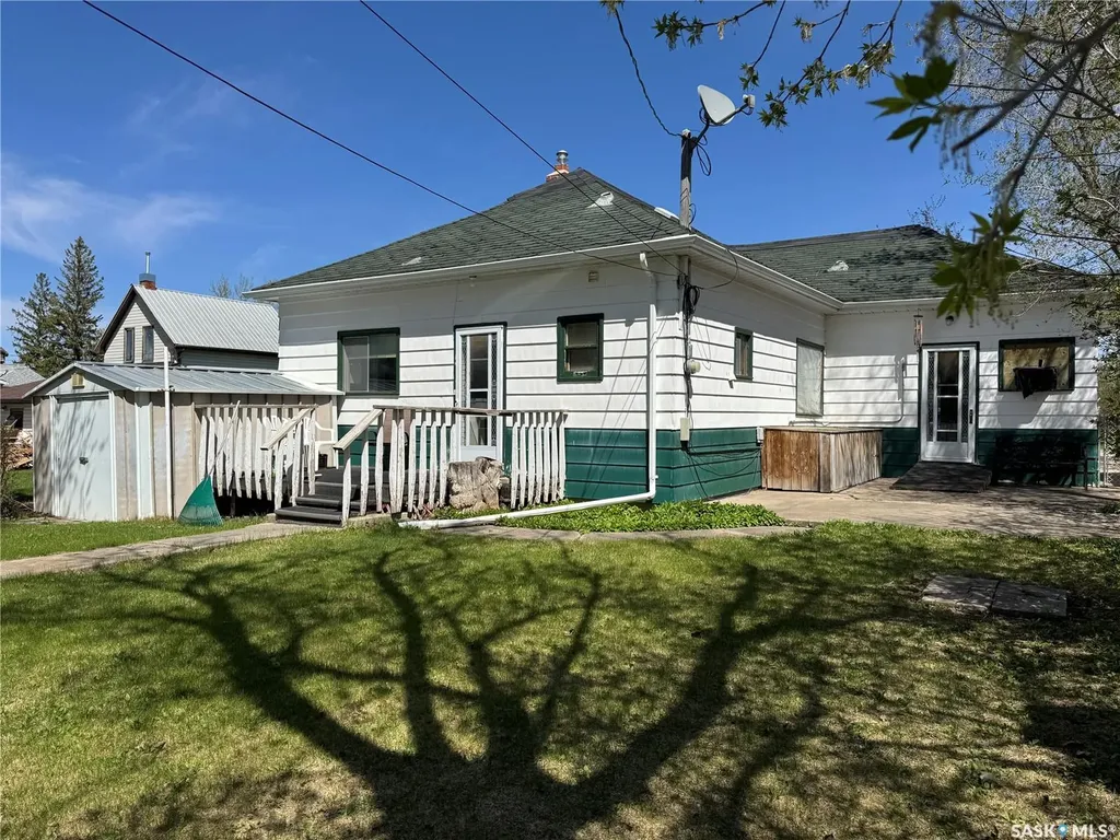 210 2nd Street W Wynyard SK S0A 4T0