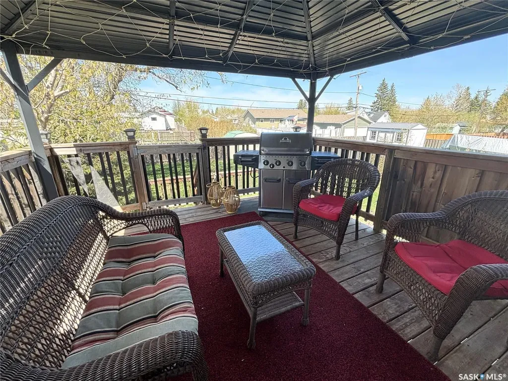358 1st Avenue W Melville SK S0A 2P0