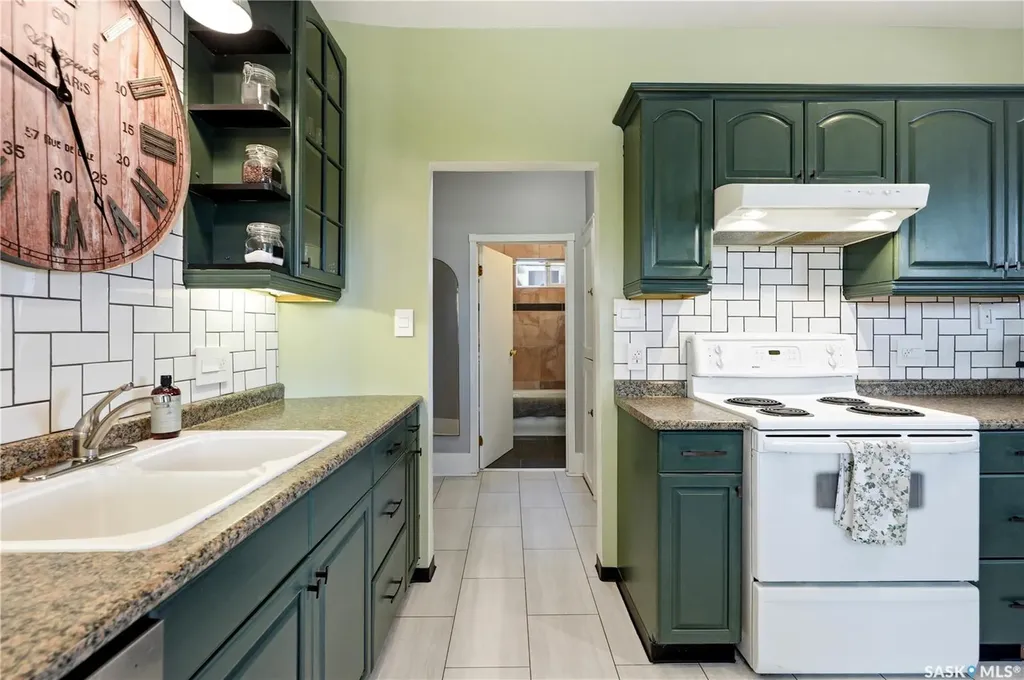 1001 Lorne Avenue Saskatoon SK S7N 0X5