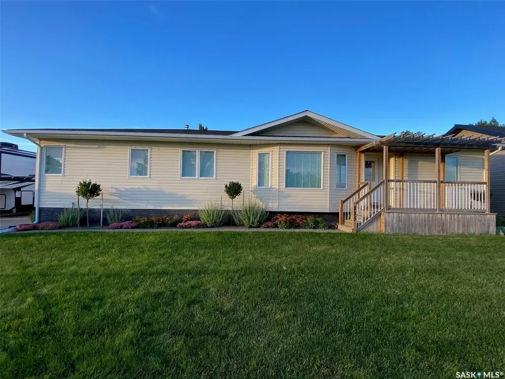 225 3rd Street Weyburn Rm No. 67 SK S0C 1X0