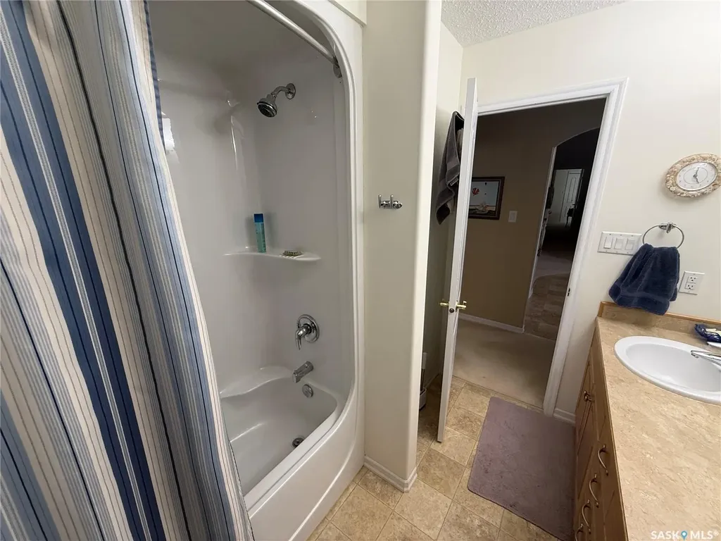 225 3rd Street Weyburn Rm No. 67 SK S0C 1X0