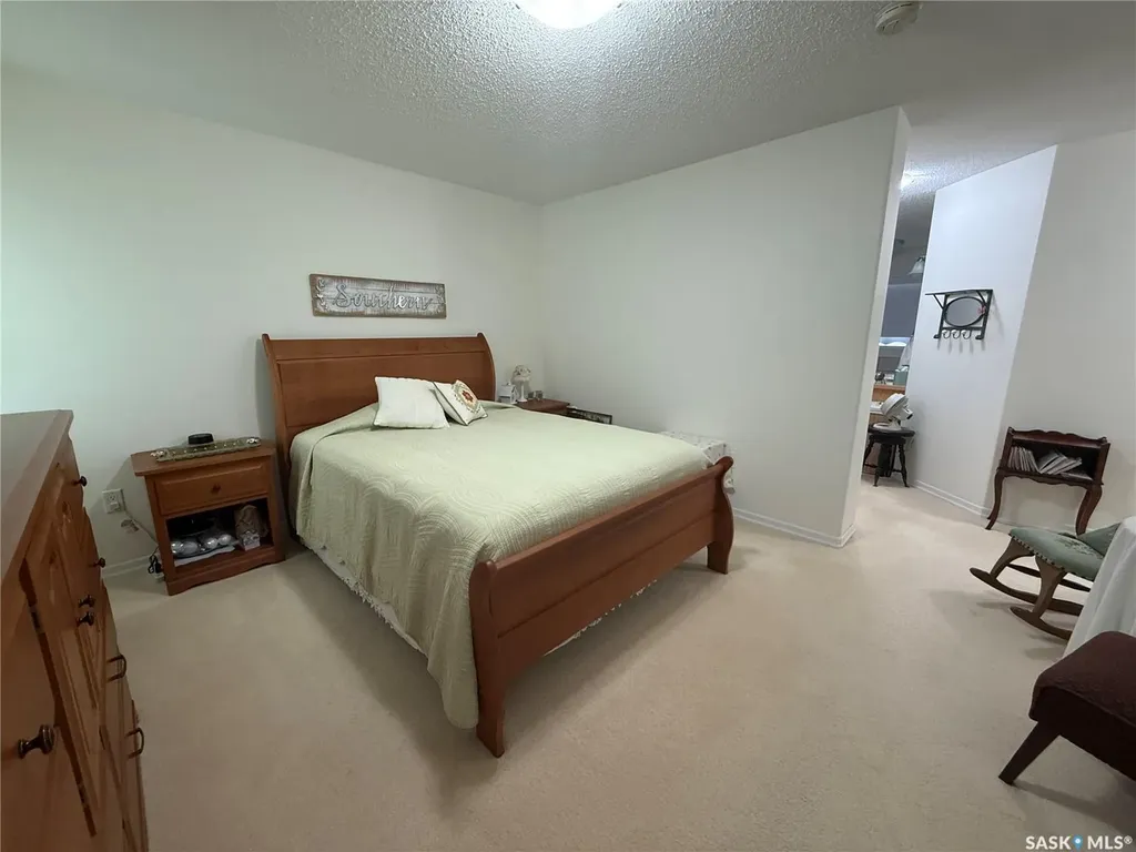 225 3rd Street Weyburn Rm No. 67 SK S0C 1X0