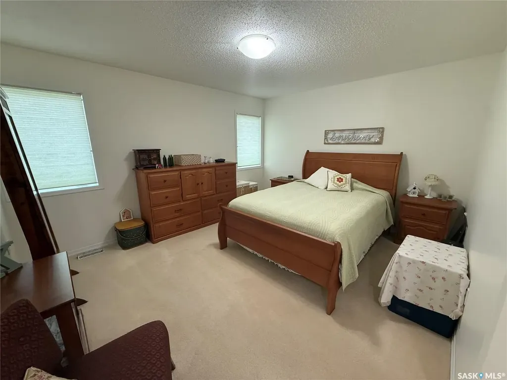 225 3rd Street Weyburn Rm No. 67 SK S0C 1X0