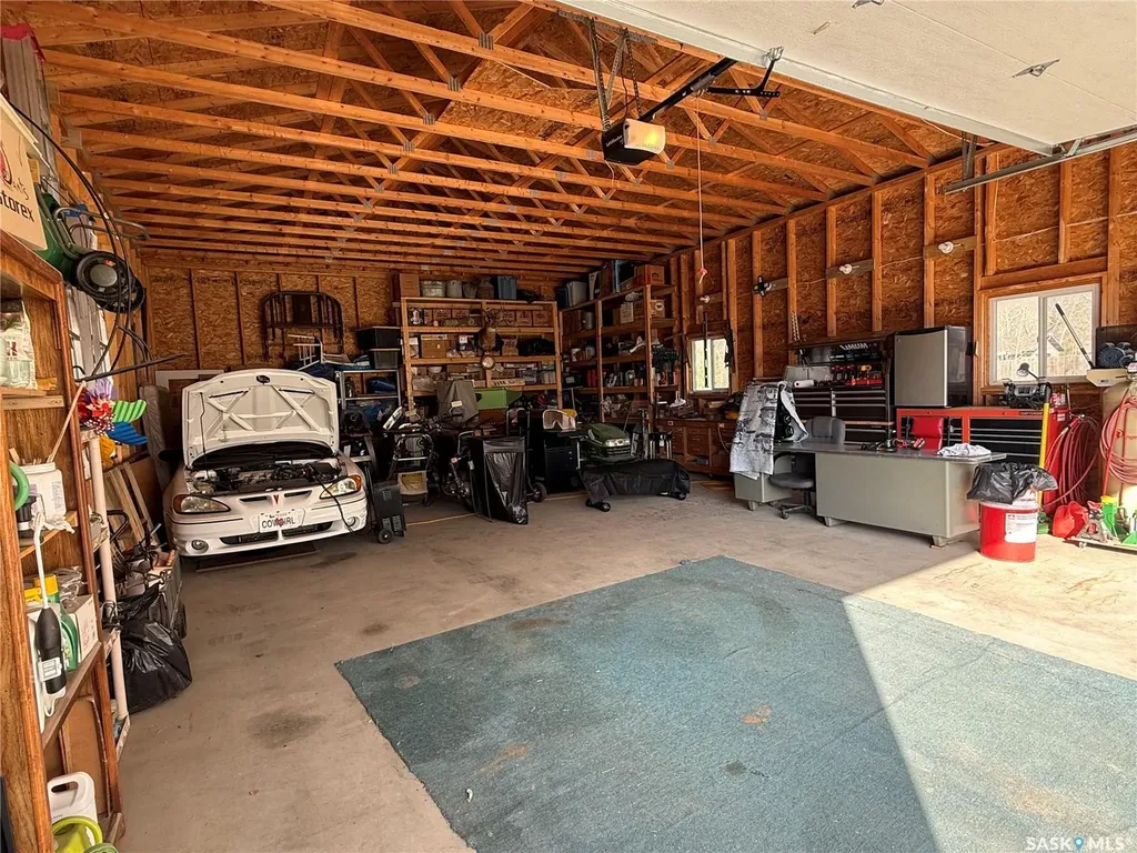 225 3rd Street Weyburn Rm No. 67 SK S0C 1X0