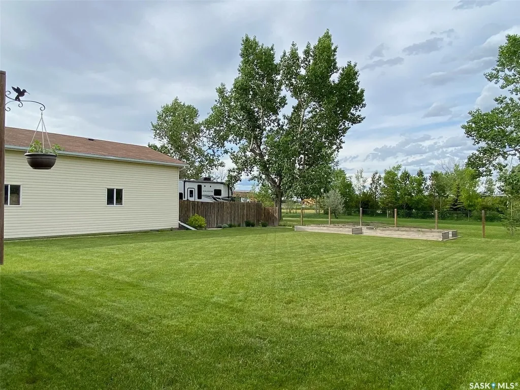 225 3rd Street Weyburn Rm No. 67 SK S0C 1X0