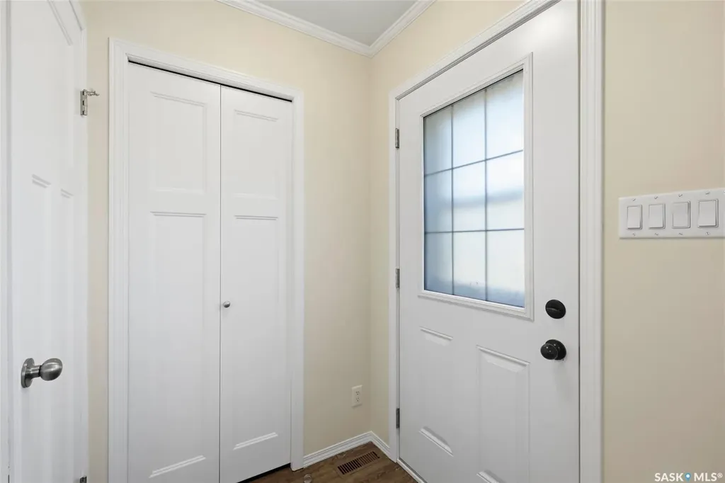 1022 Hampton Circle Saskatoon SK S7R 0K3