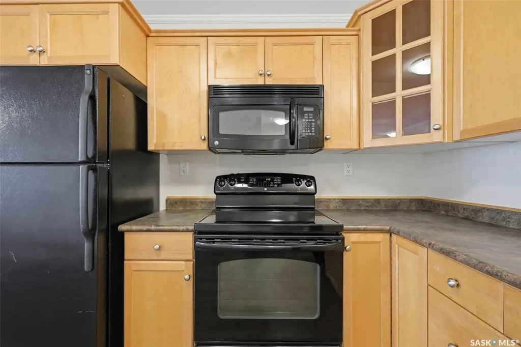 1022 Hampton Circle Saskatoon SK S7R 0K3
