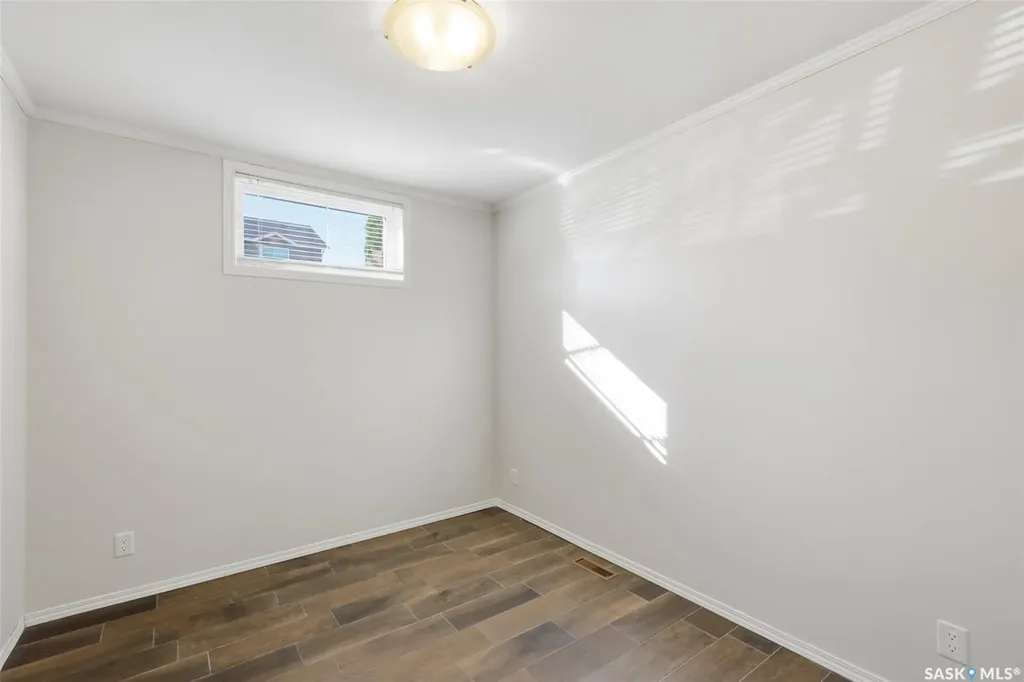 1022 Hampton Circle Saskatoon SK S7R 0K3