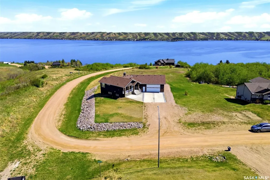 701 Saskatoon Drive Katepwa Beach SK S0G 2Y0