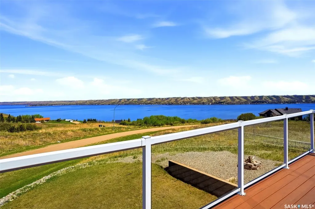 701 Saskatoon Drive Katepwa Beach SK S0G 2Y0