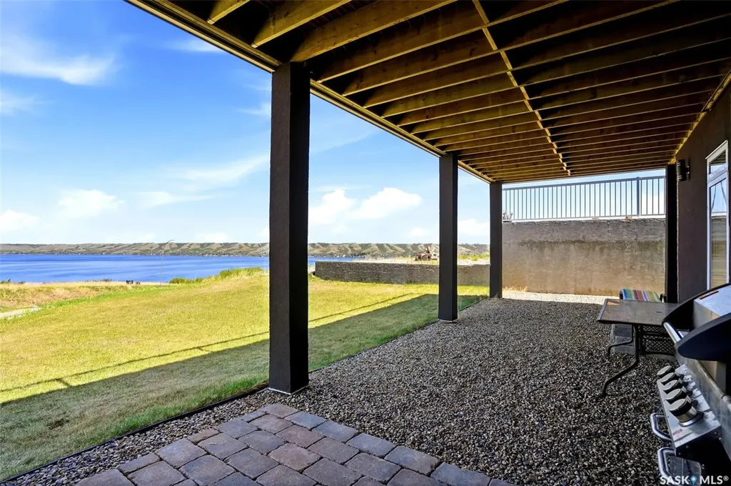 701 Saskatoon Drive Katepwa Beach SK S0G 2Y0