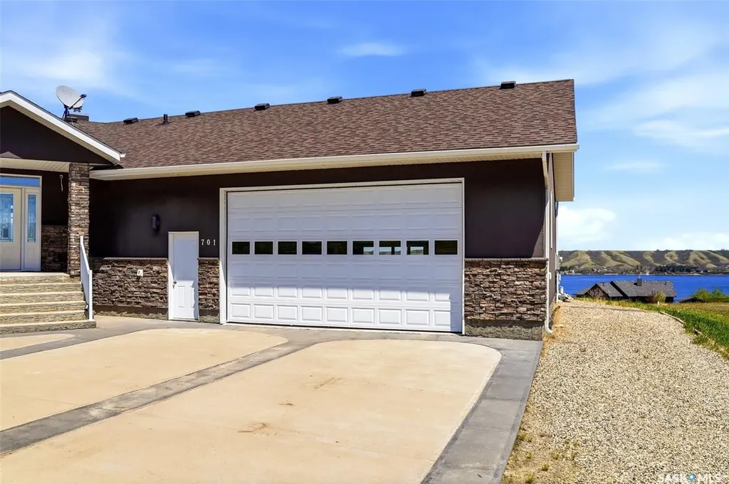 701 Saskatoon Drive Katepwa Beach SK S0G 2Y0