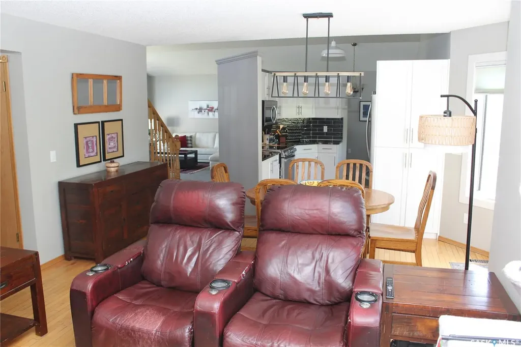 3324 Dieter Bay Regina SK S4V 2V9