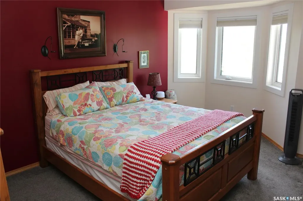 3324 Dieter Bay Regina SK S4V 2V9