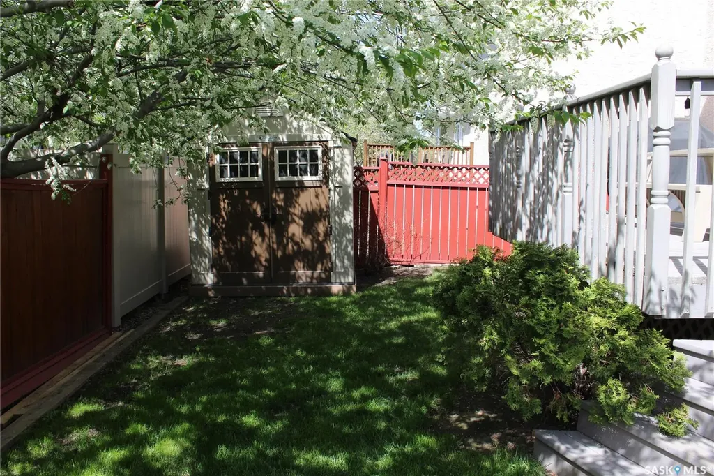 3324 Dieter Bay Regina SK S4V 2V9
