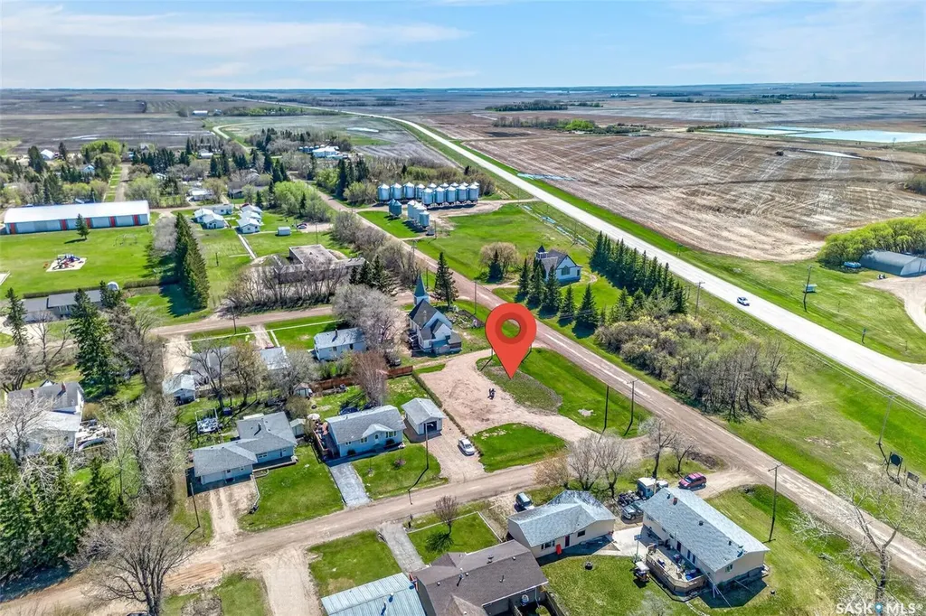 229 1st Street N Spalding SK S0K 4C0