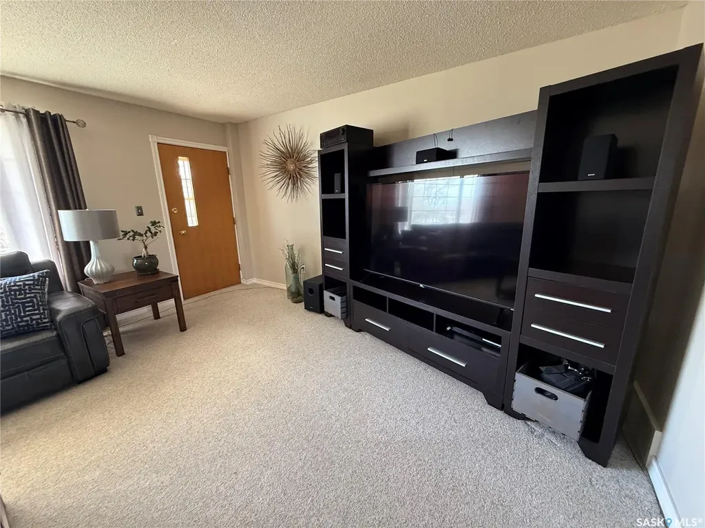 1009 First Street Estevan SK S4A 0G7