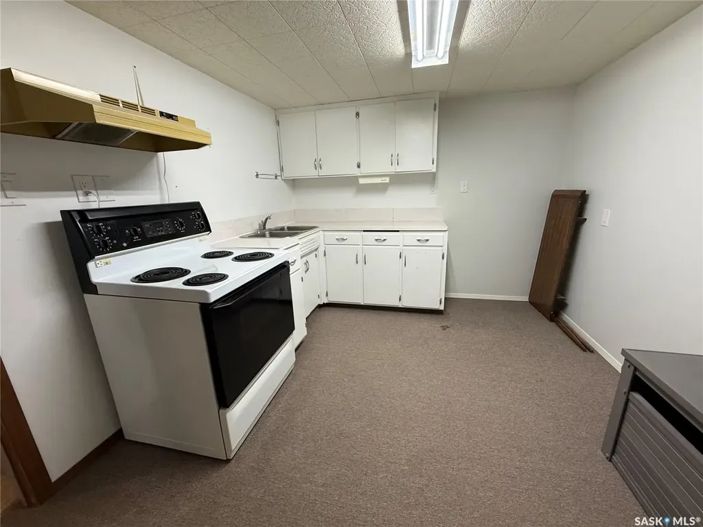 1009 First Street Estevan SK S4A 0G7