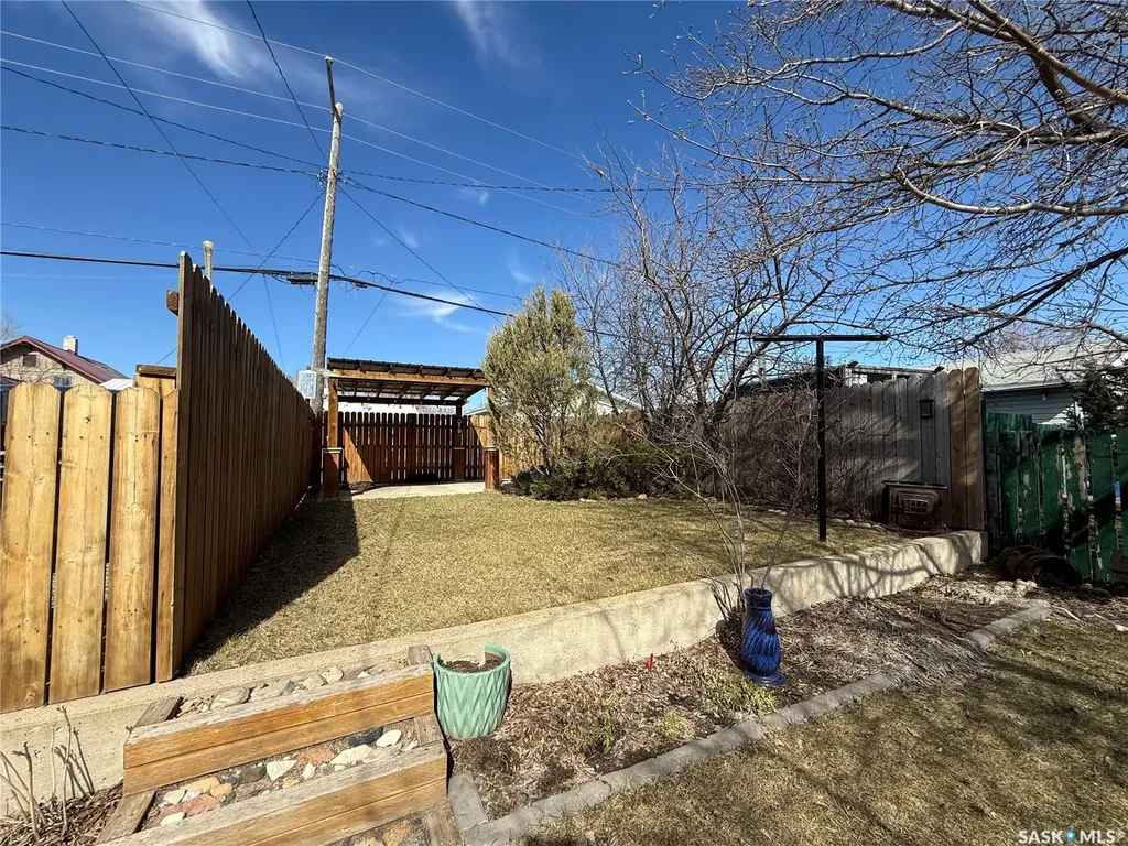 1009 First Street Estevan SK S4A 0G7