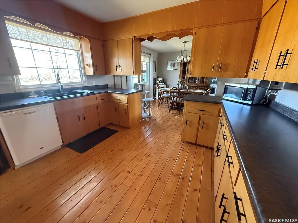 1009 First Street Estevan SK S4A 0G7