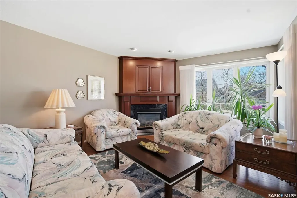 330 Stodola Court Saskatoon SK S7N 1N9