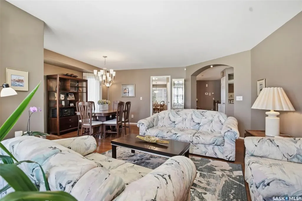 330 Stodola Court Saskatoon SK S7N 1N9