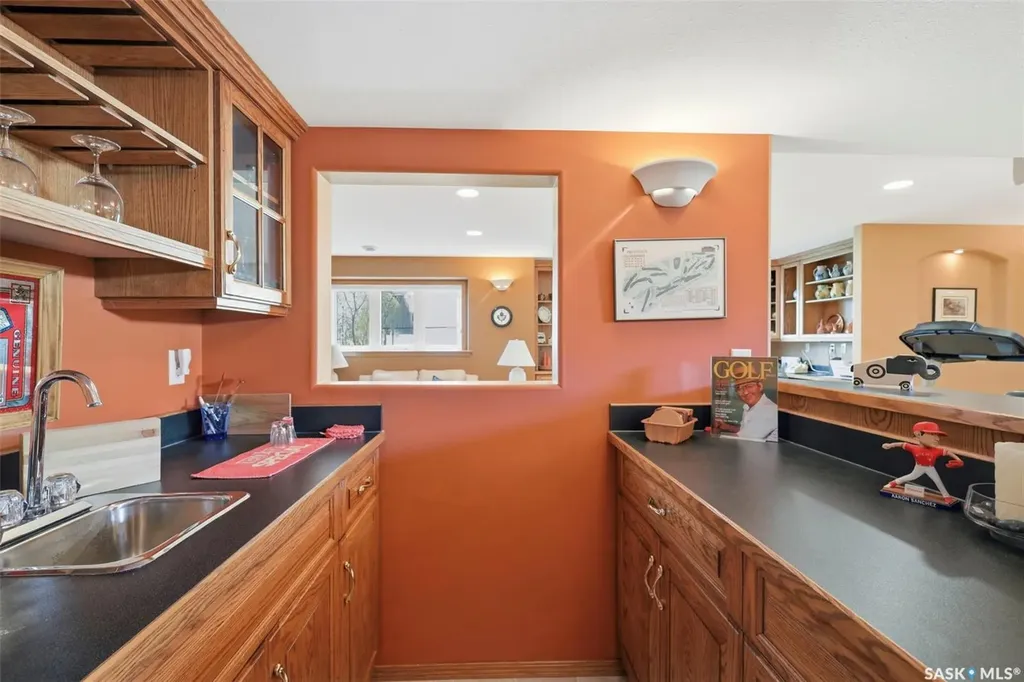 330 Stodola Court Saskatoon SK S7N 1N9
