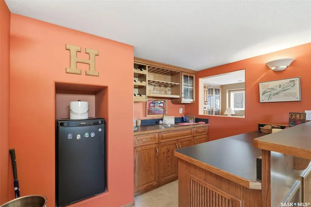 330 Stodola Court Saskatoon SK S7N 1N9