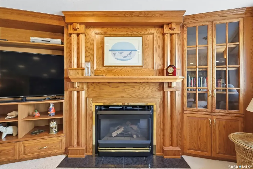 330 Stodola Court Saskatoon SK S7N 1N9
