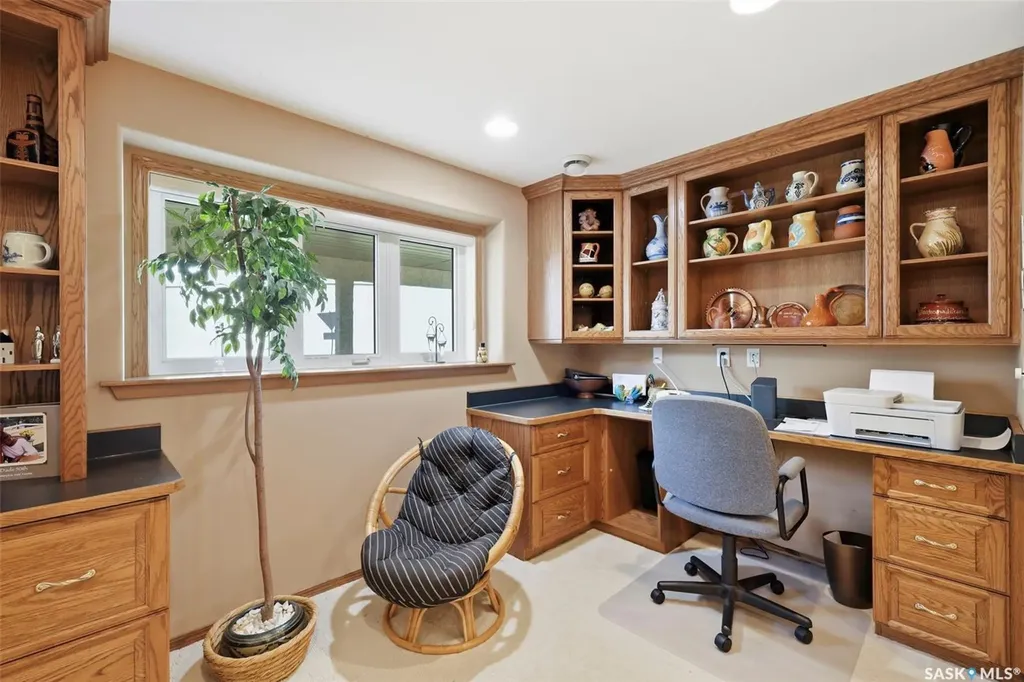 330 Stodola Court Saskatoon SK S7N 1N9