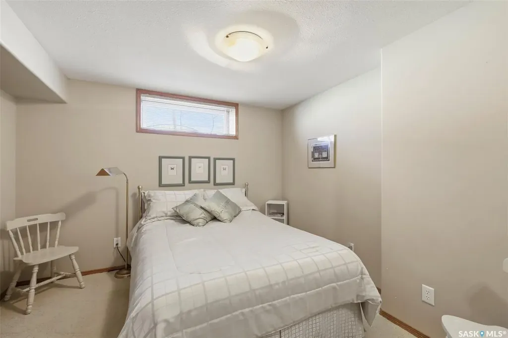 330 Stodola Court Saskatoon SK S7N 1N9