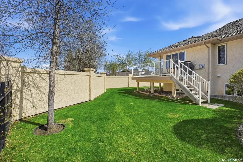 330 Stodola Court Saskatoon SK S7N 1N9
