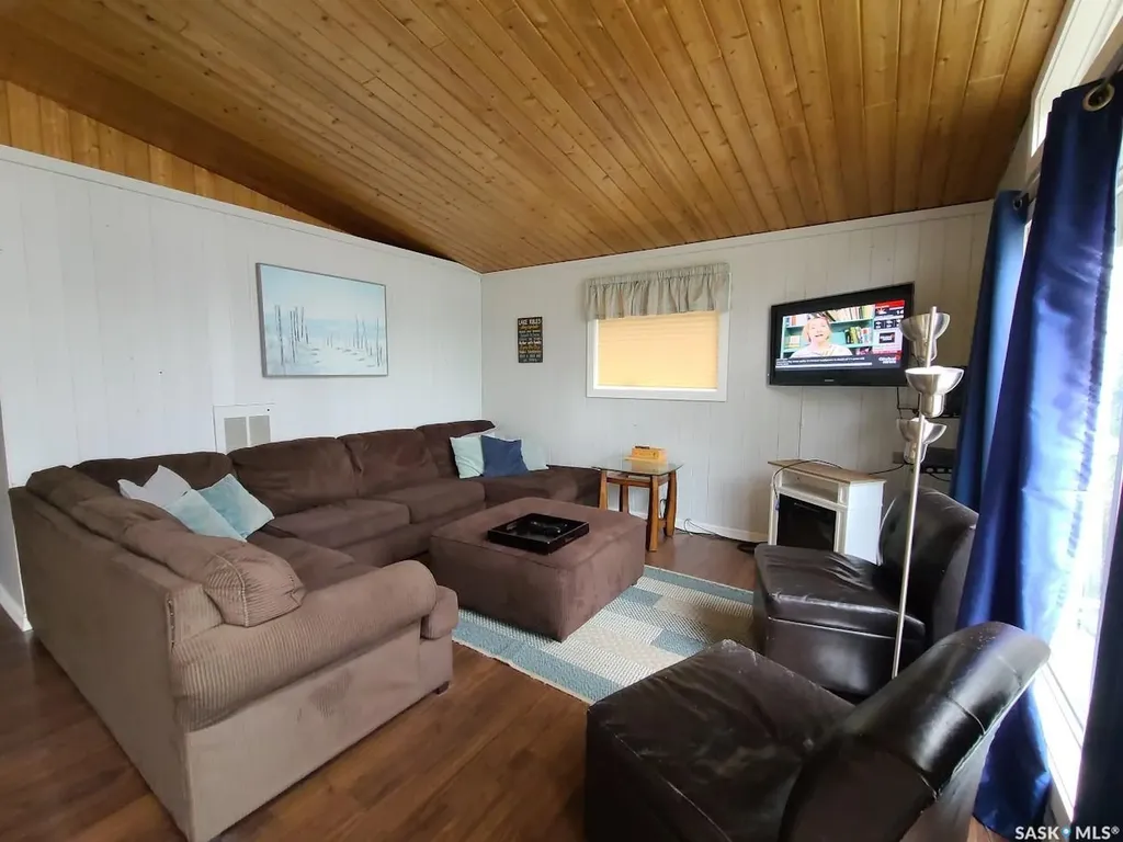 615 Willow Street Mervin Rm No.499 SK S0M 1J0