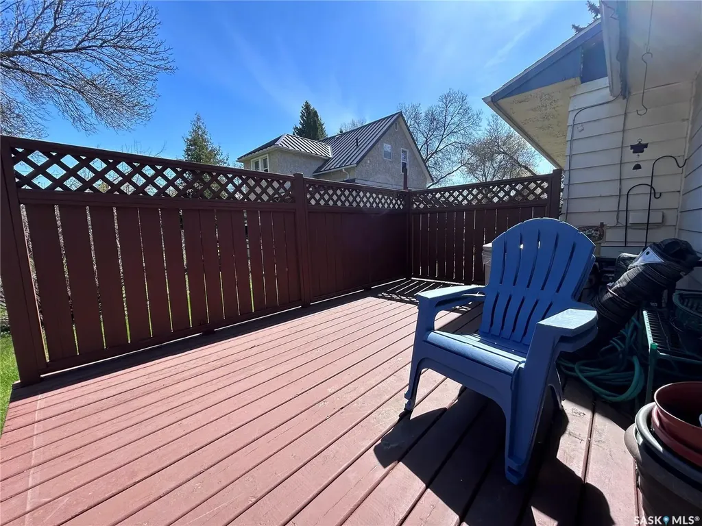 1208 Mark Avenue Moosomin SK S0G 3N0