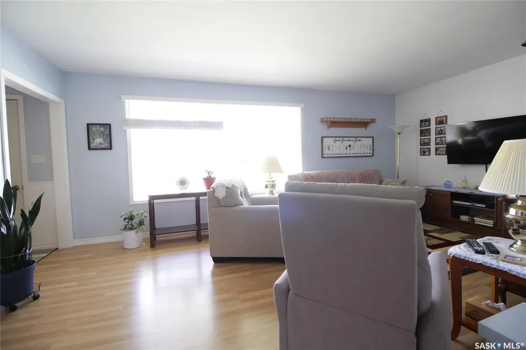 1208 Mark Avenue Moosomin SK S0G 3N0