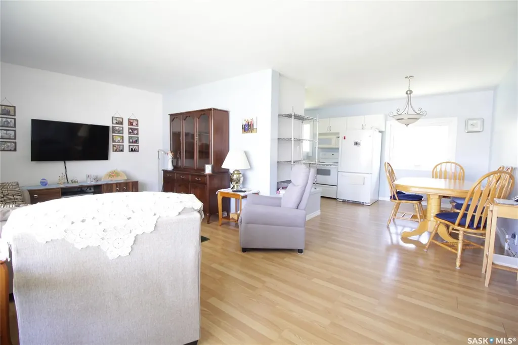 1208 Mark Avenue Moosomin SK S0G 3N0
