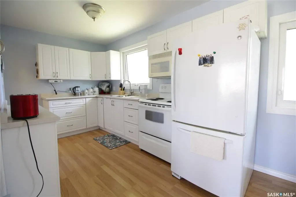 1208 Mark Avenue Moosomin SK S0G 3N0
