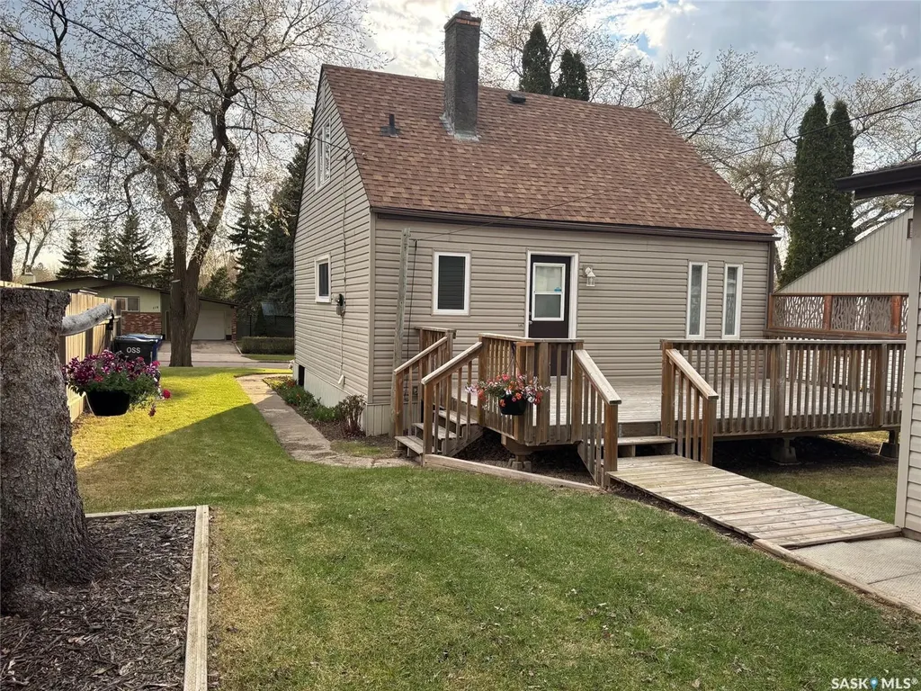 113 Laurier Avenue Yorkton SK S3N 1V1