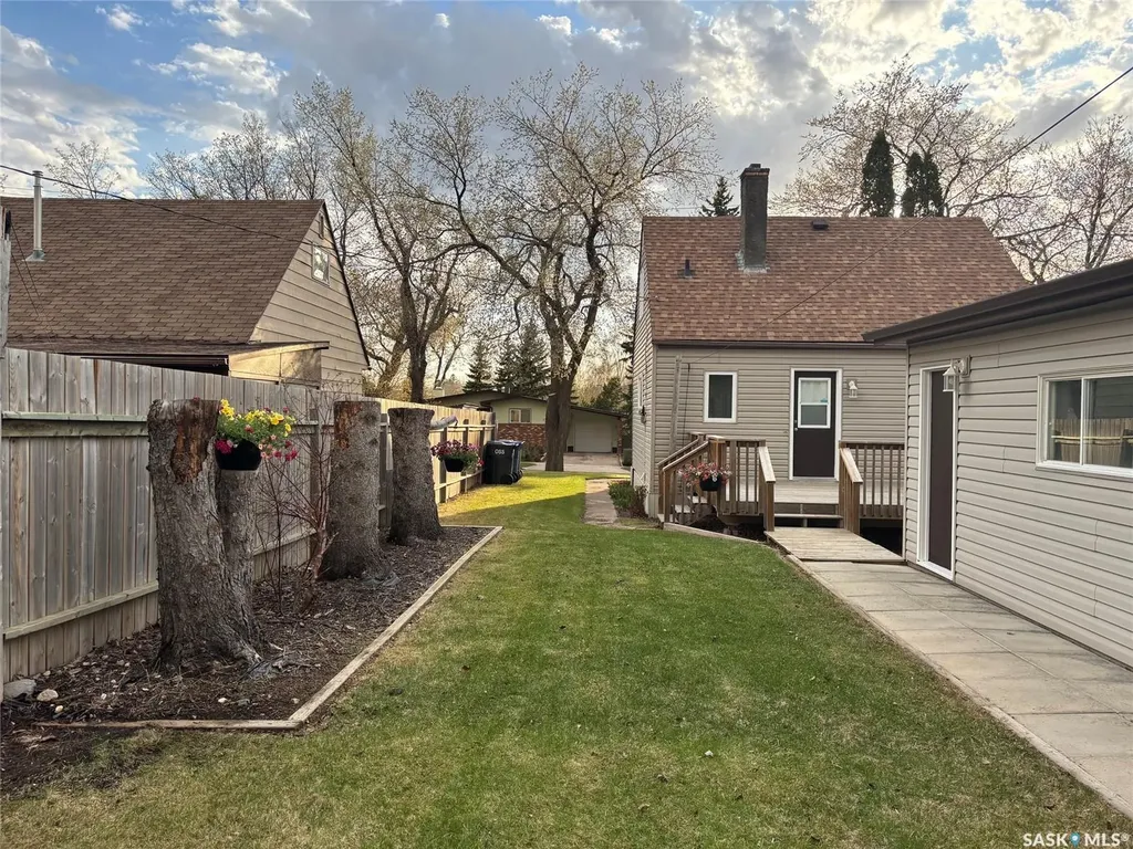 113 Laurier Avenue Yorkton SK S3N 1V1