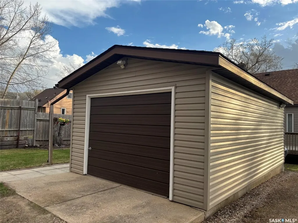 113 Laurier Avenue Yorkton SK S3N 1V1