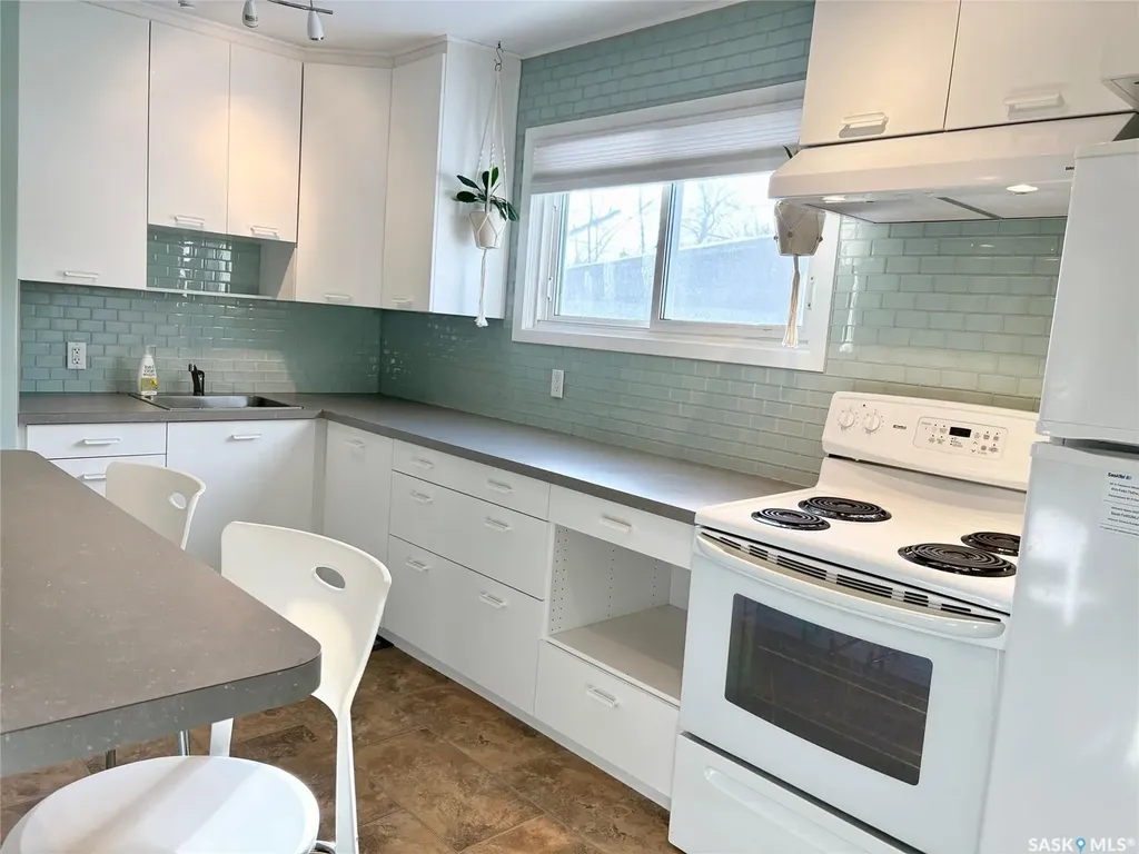 113 Laurier Avenue Yorkton SK S3N 1V1