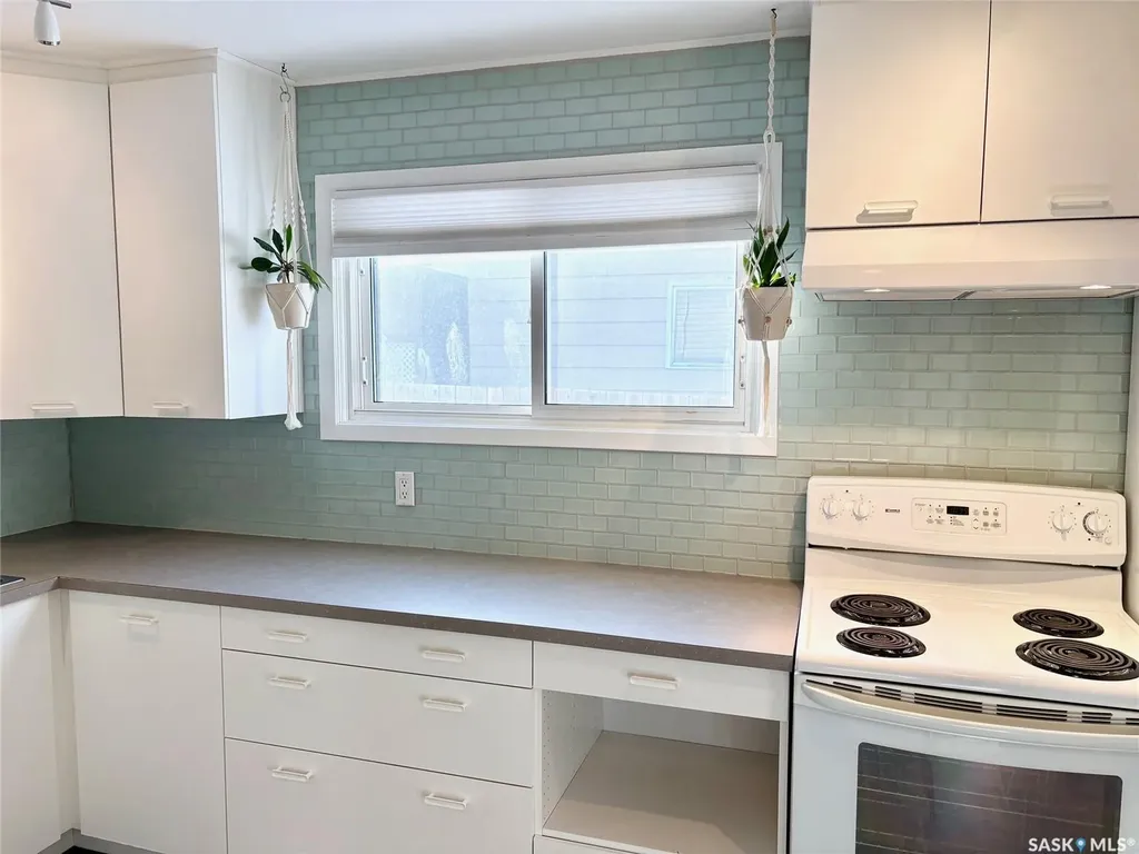 113 Laurier Avenue Yorkton SK S3N 1V1