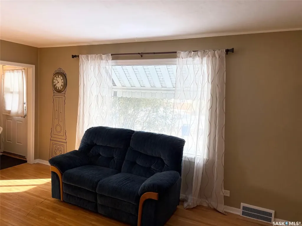 113 Laurier Avenue Yorkton SK S3N 1V1