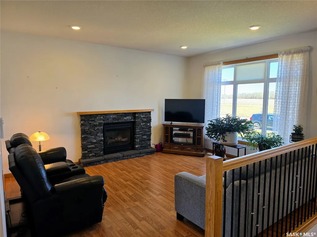 76 101st Street Humboldt SK S0K 2A0