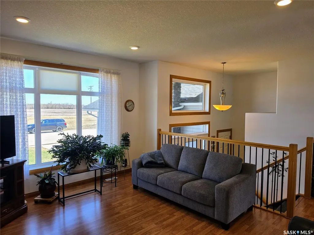 76 101st Street Humboldt SK S0K 2A0