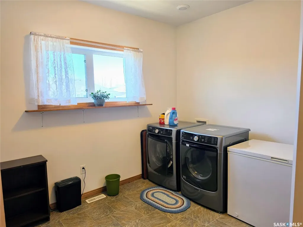 76 101st Street Humboldt SK S0K 2A0